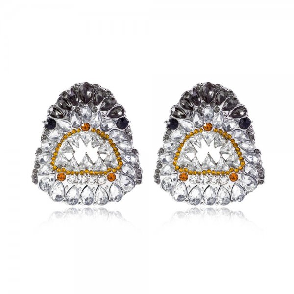 A character set auger shark earrings animal stud earrings